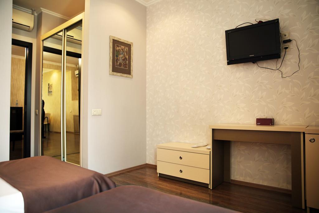 Rondo Hotel ティビリシ 部屋 写真