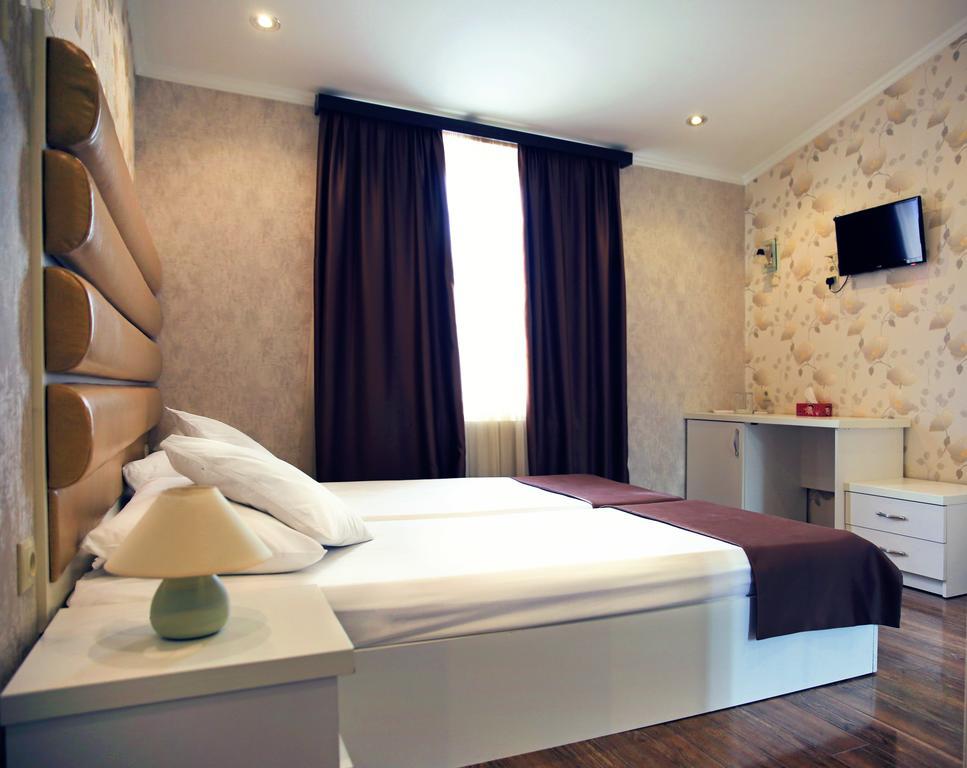 Rondo Hotel ティビリシ 部屋 写真
